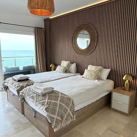 Amazing Frontline Sea Views Studio Apartment Castillo Del Vigia Torremolinos Exteriör bild