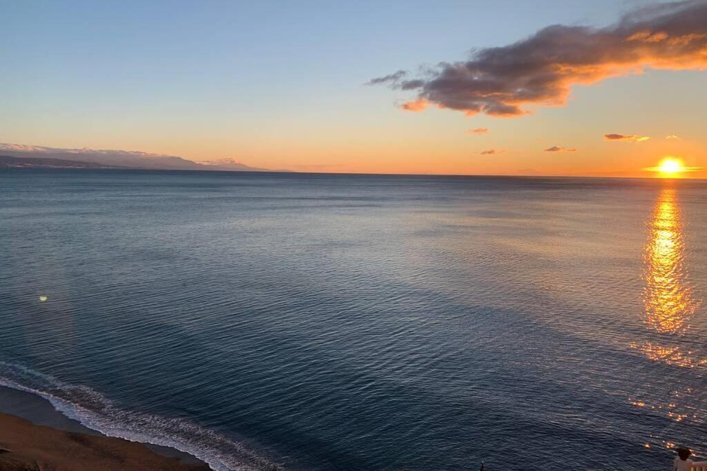 Amazing Frontline Sea Views Studio Apartment Castillo Del Vigia Torremolinos Exteriör bild
