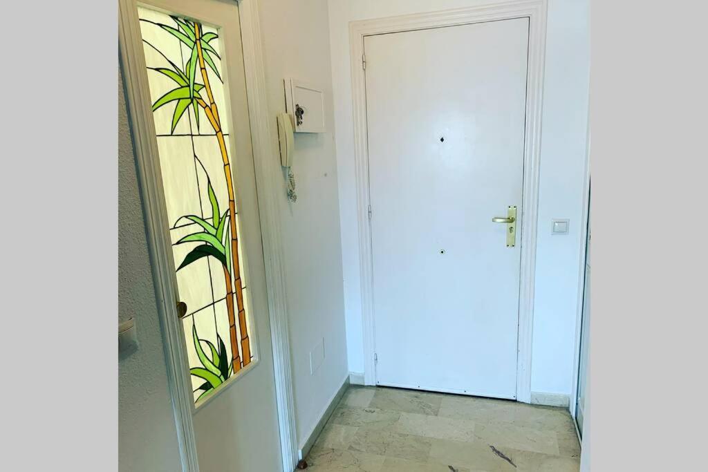 Amazing Frontline Sea Views Studio Apartment Castillo Del Vigia Torremolinos Exteriör bild