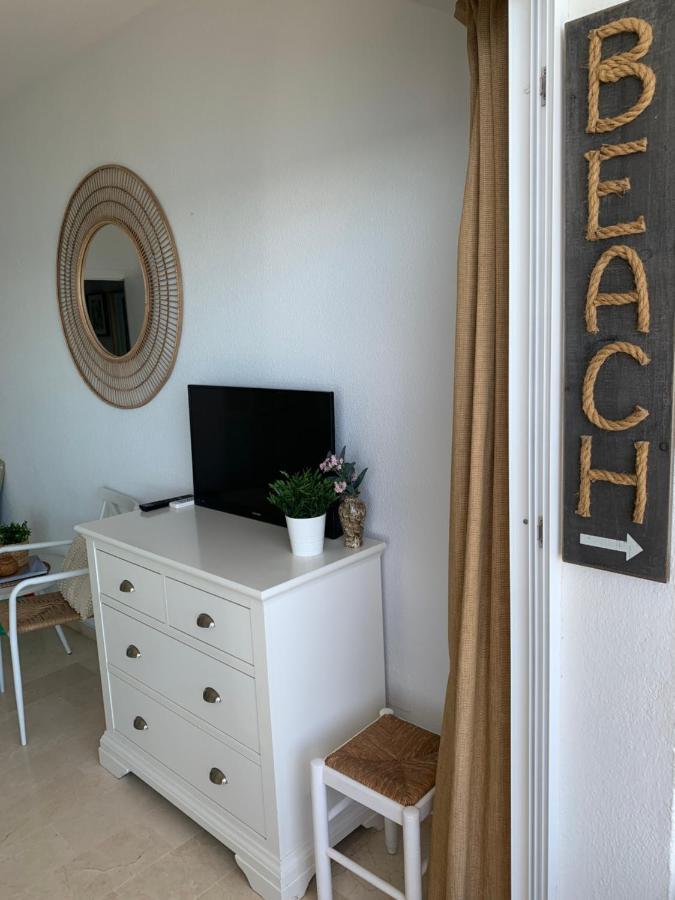 Amazing Frontline Sea Views Studio Apartment Castillo Del Vigia Torremolinos Exteriör bild