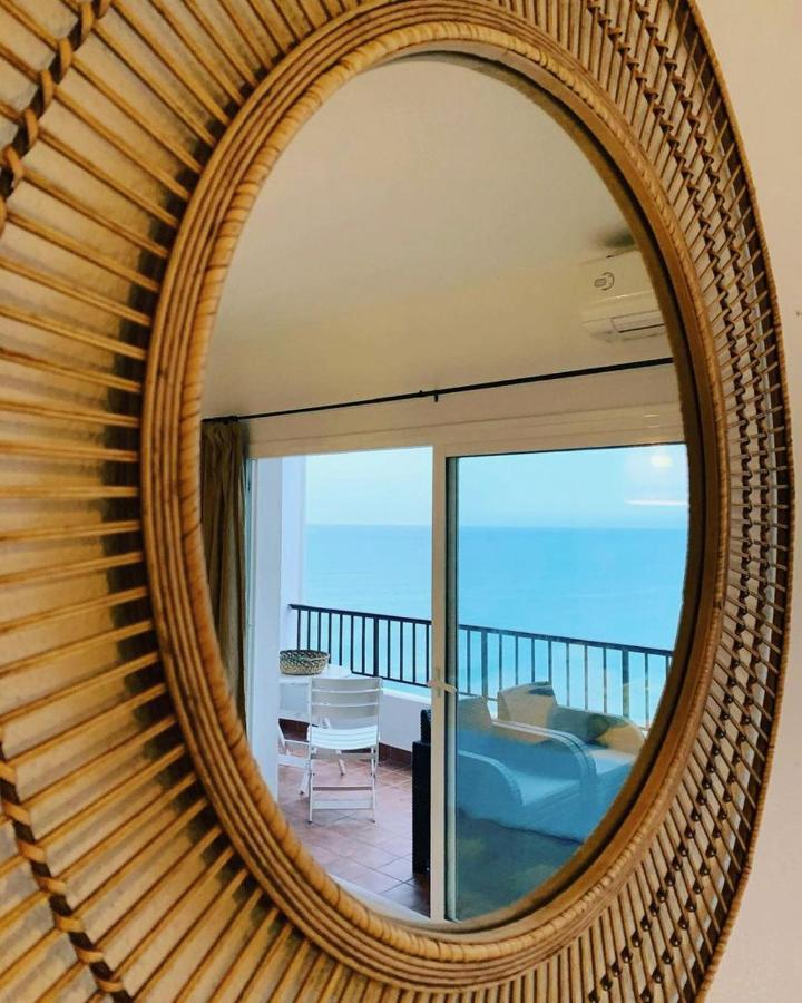 Amazing Frontline Sea Views Studio Apartment Castillo Del Vigia Torremolinos Exteriör bild